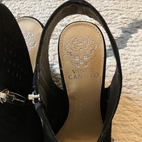 Vince Camuto black suede block heel sandals 6.5 - Picture 6 of 7